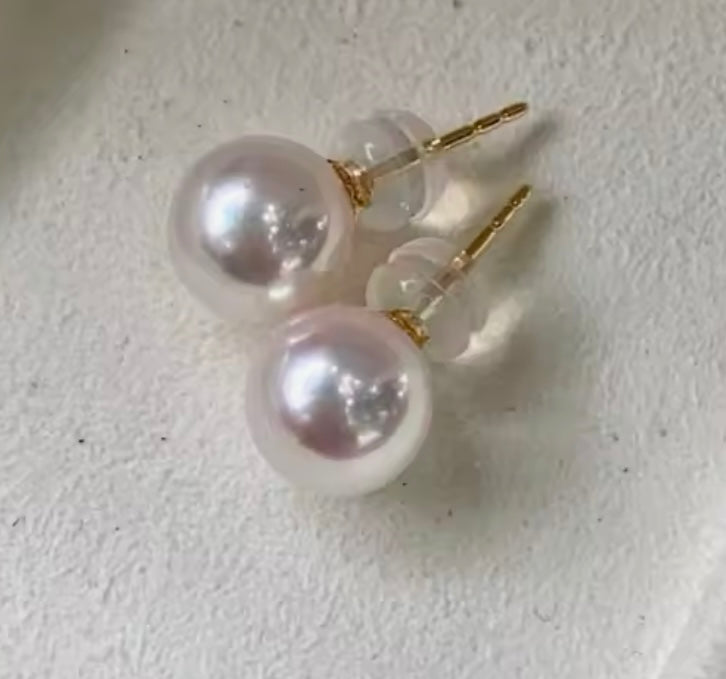 AKOYA PEARL STUDS 18kt Gold