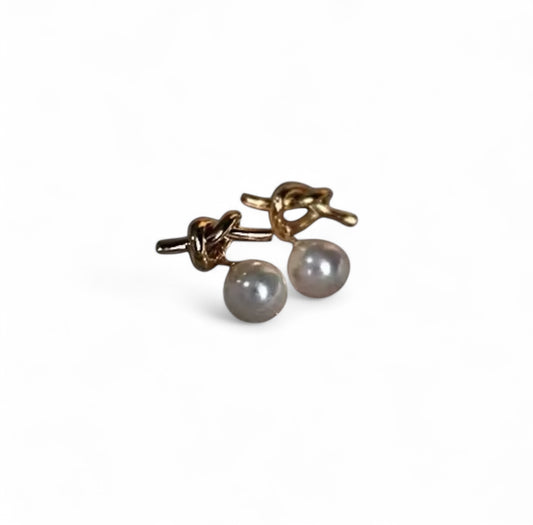 KNOTTI PEARL EARRINGS